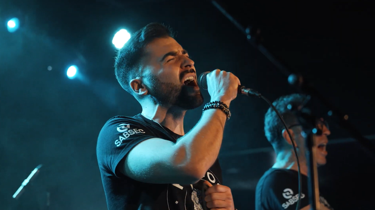 AGARRA-TE: Brands Like Bands no Porto